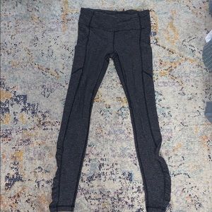 Lululemon leggings- size 6